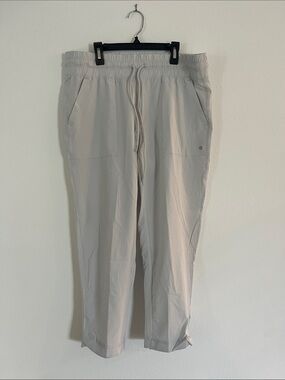 LAYER 8 Light Gray Wicking Pull On Golf Pants